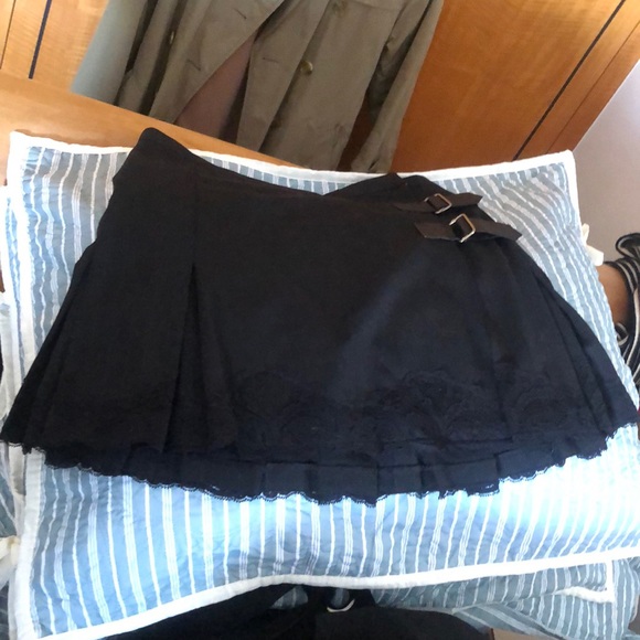 Alice & Trixie mini skirt. - Picture 1 of 3